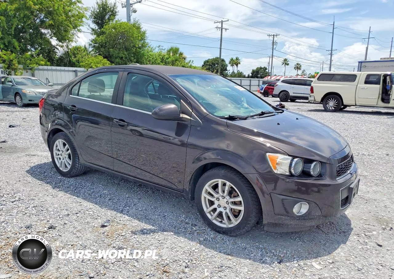 2016 Chevrolet Sonic Lt VIN:1G1JC5SH2G4169587 - 4