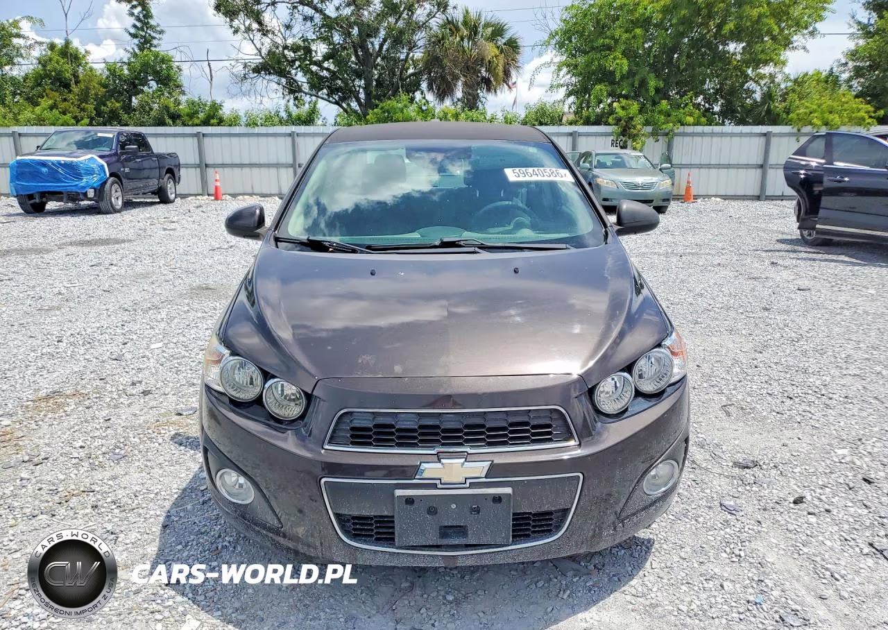 2016 Chevrolet Sonic Lt VIN:1G1JC5SH2G4169587 - 5