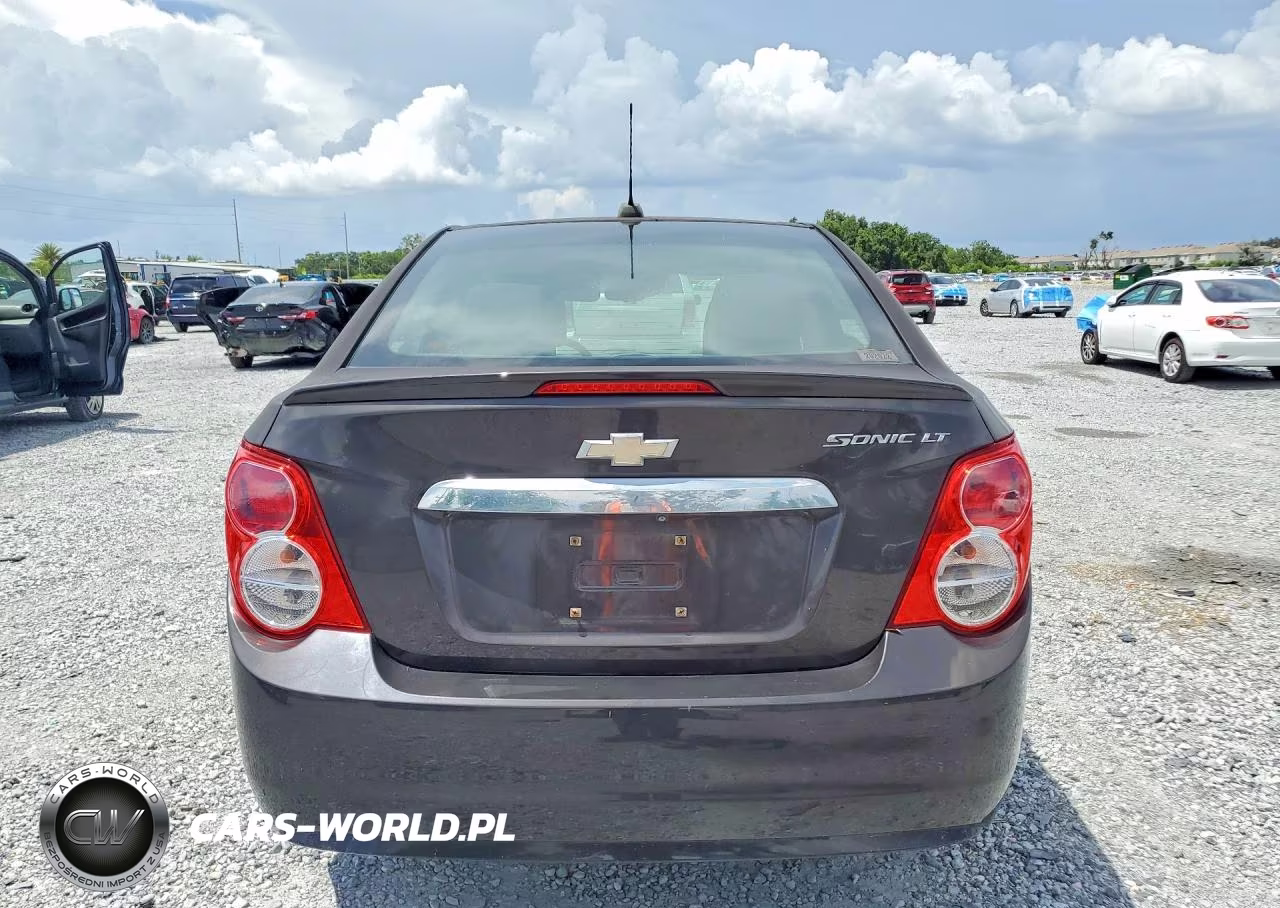2016 Chevrolet Sonic Lt VIN:1G1JC5SH2G4169587 - 6