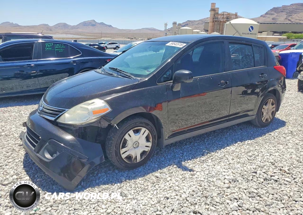 2010 Nissan Versa 1.8 S