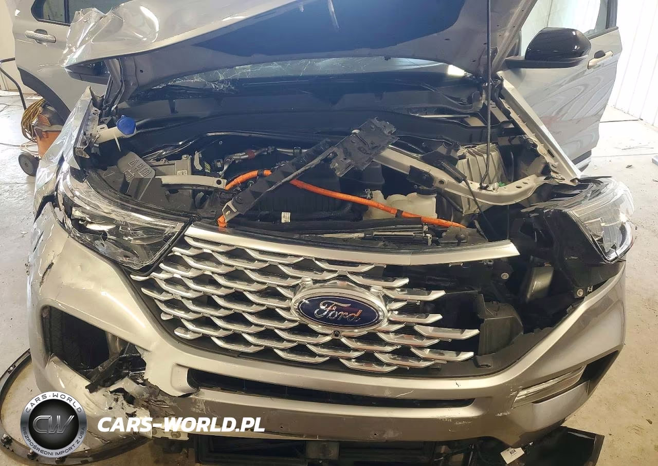2022 Ford Explorer Platinum VIN:1FM5K8HW4NNA10656 - 11