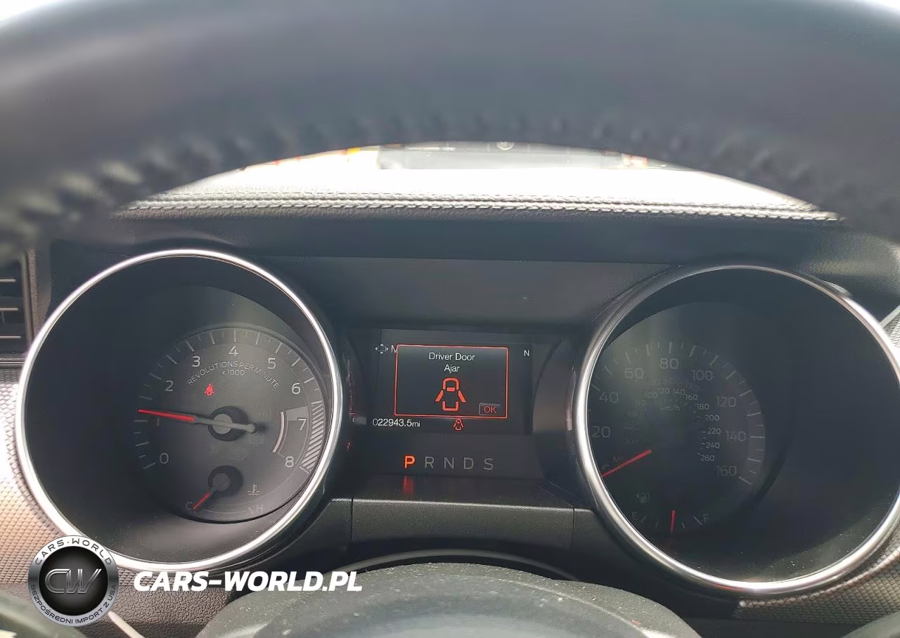 2018 Ford Mustang VIN:1FATP8UH6J5110732 - 9