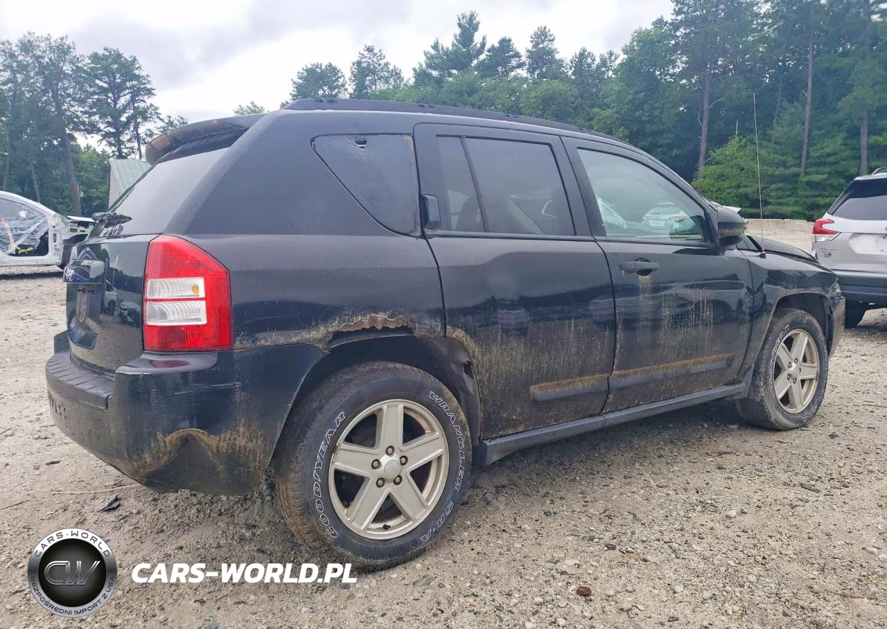 2007 Jeep Compass VIN:1J8FF47W57D391359 - 3