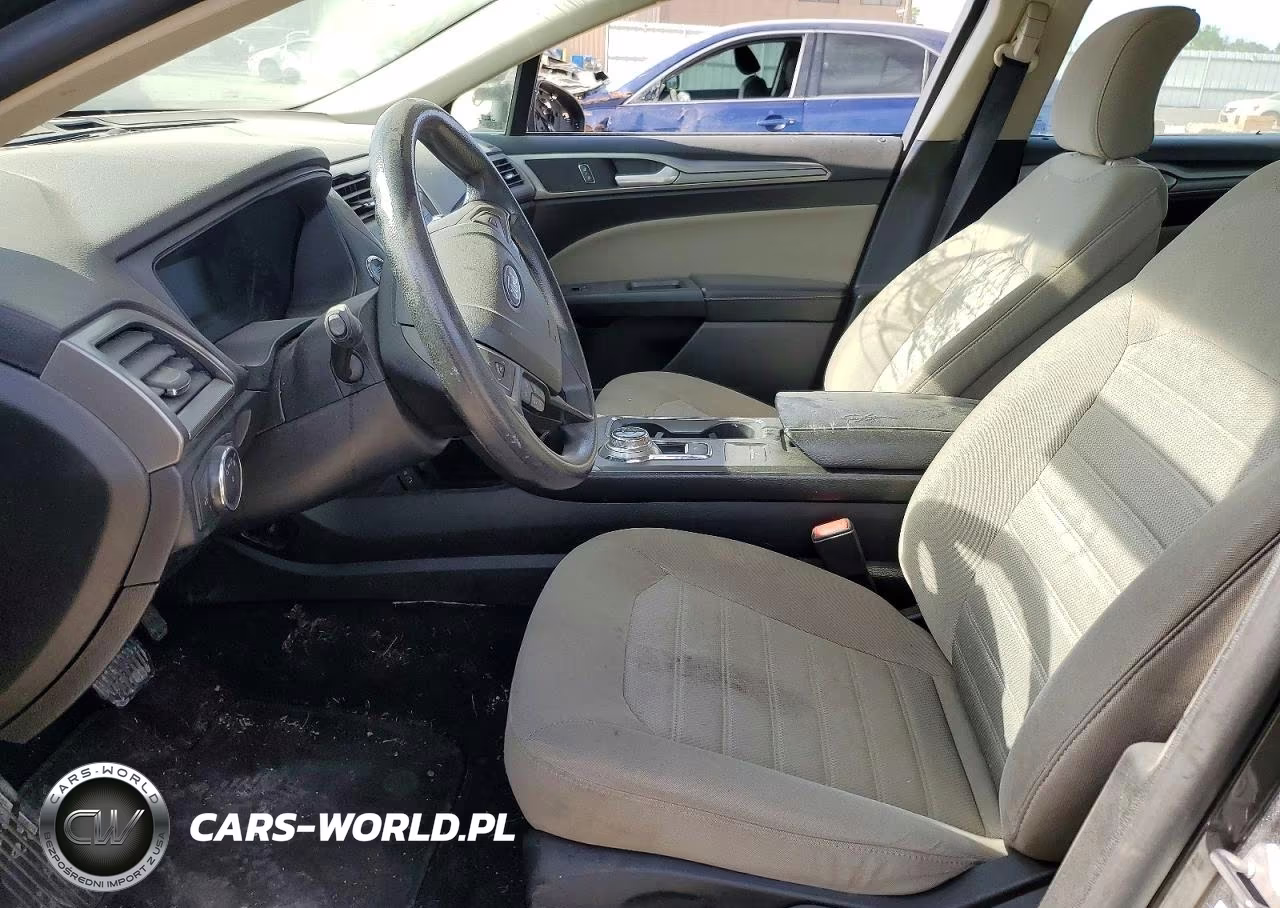 2019 Ford Fusion S VIN:3FA6P0G75KR250707 - 7