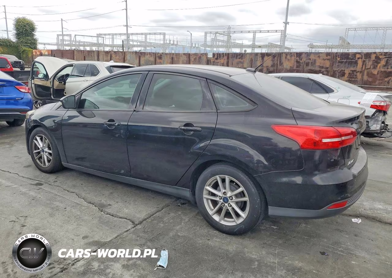 2016 Ford Focus Se VIN:1FADP3F21GL291243 - 2