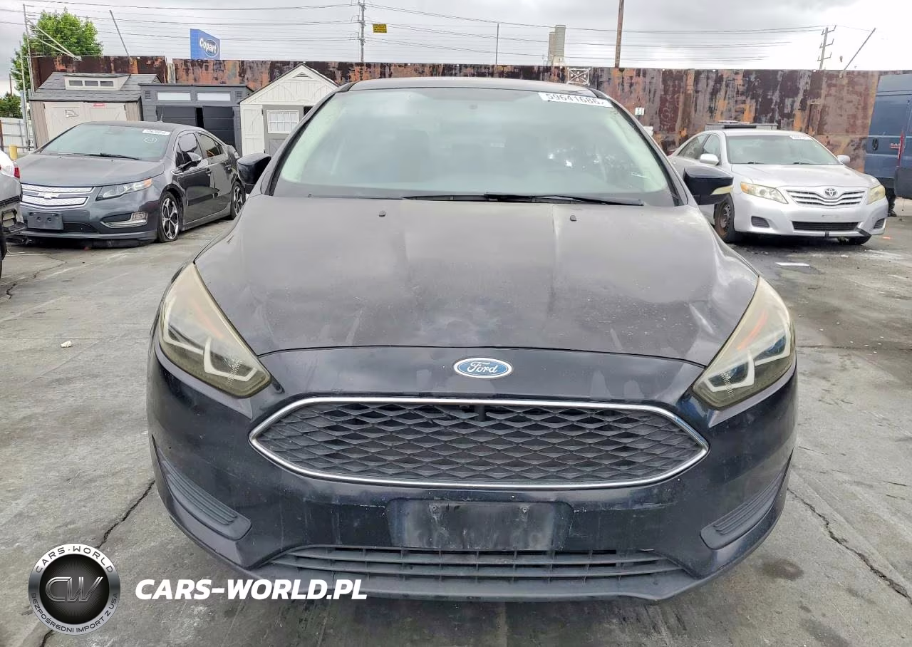 2016 Ford Focus Se VIN:1FADP3F21GL291243 - 5