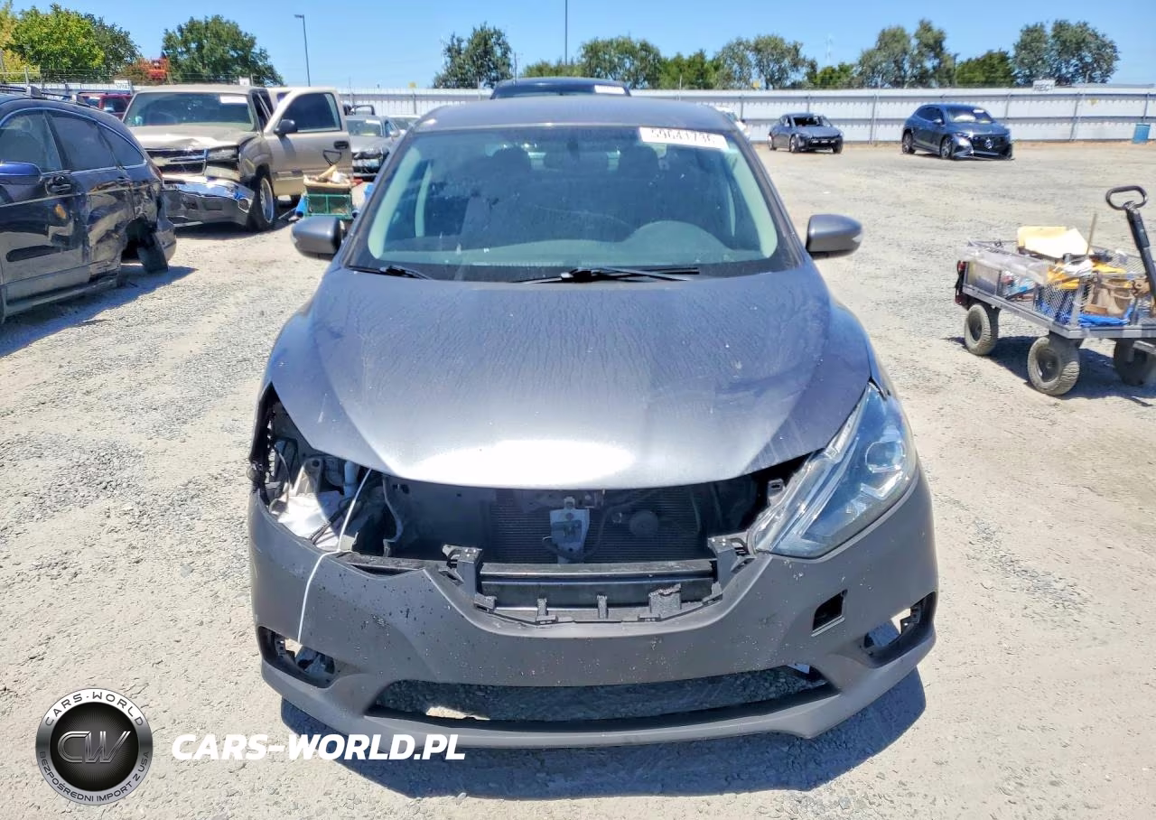 2019 Nissan Sentra Sr VIN:3N1AB7AP7KY365273 - 5