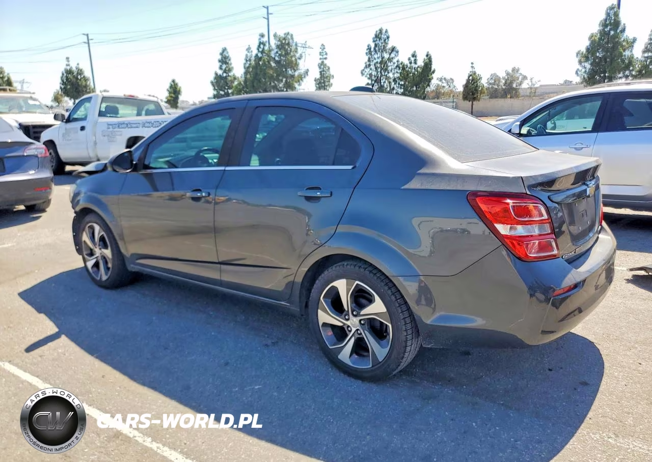 2018 Chevrolet Sonic Premier VIN:1G1JF5SB7J4104003 - 2