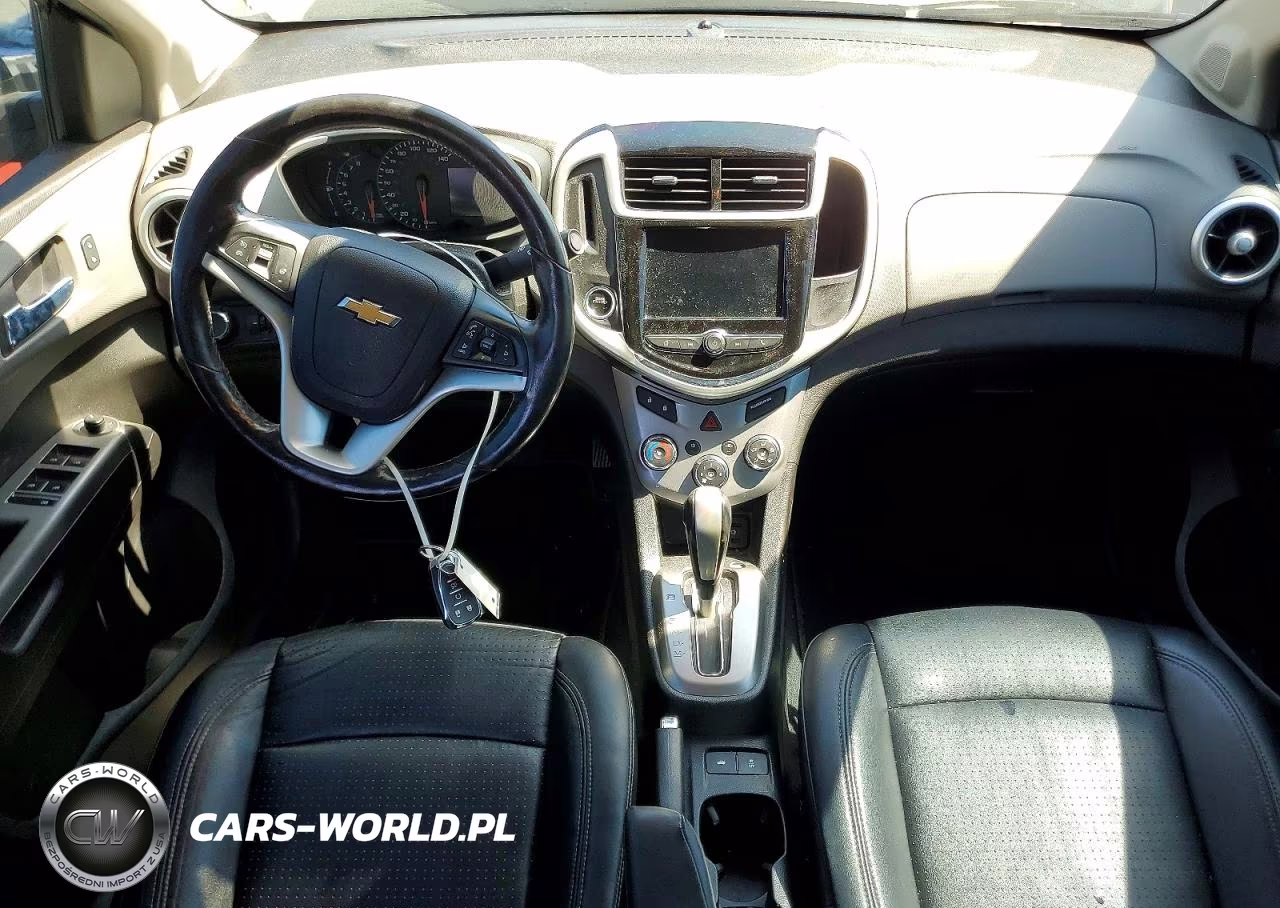 2018 Chevrolet Sonic Premier VIN:1G1JF5SB7J4104003 - 8