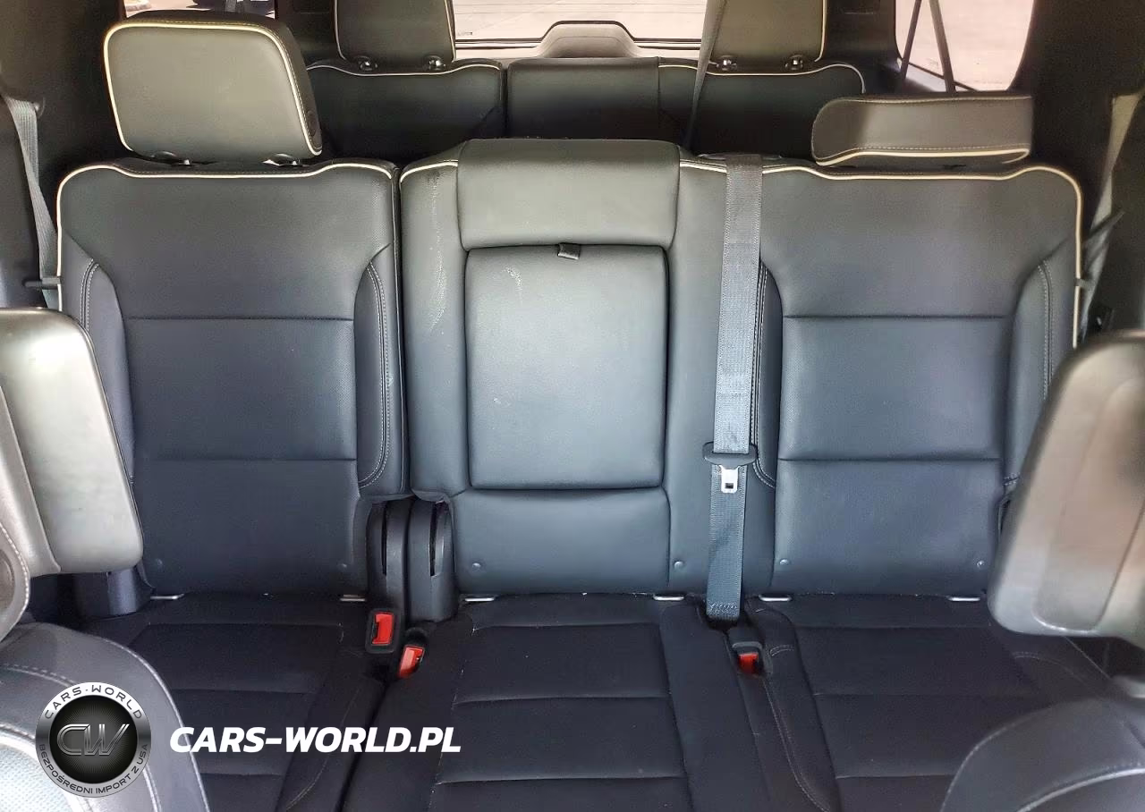 2021 Chevrolet Suburban K1500 Premier VIN:1GNSKFKD3MR182176 - 10