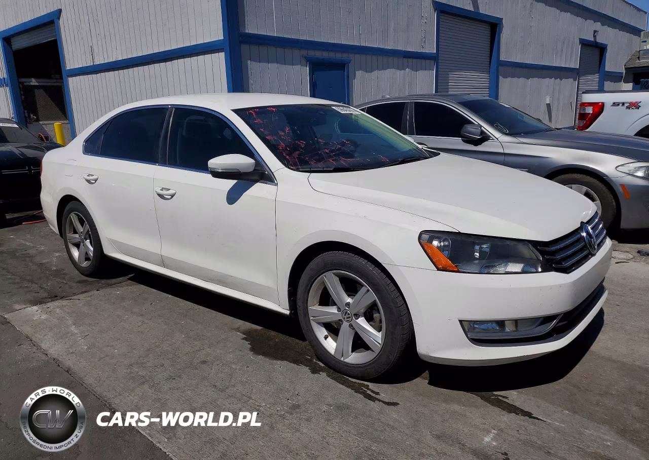 2015 Volkswagen Passat S VIN:1VWAT7A33FC085630 - 4