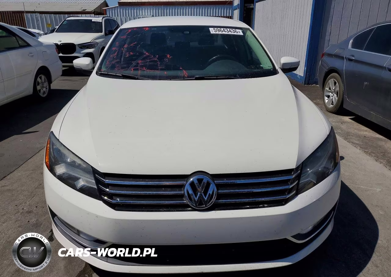 2015 Volkswagen Passat S VIN:1VWAT7A33FC085630 - 5