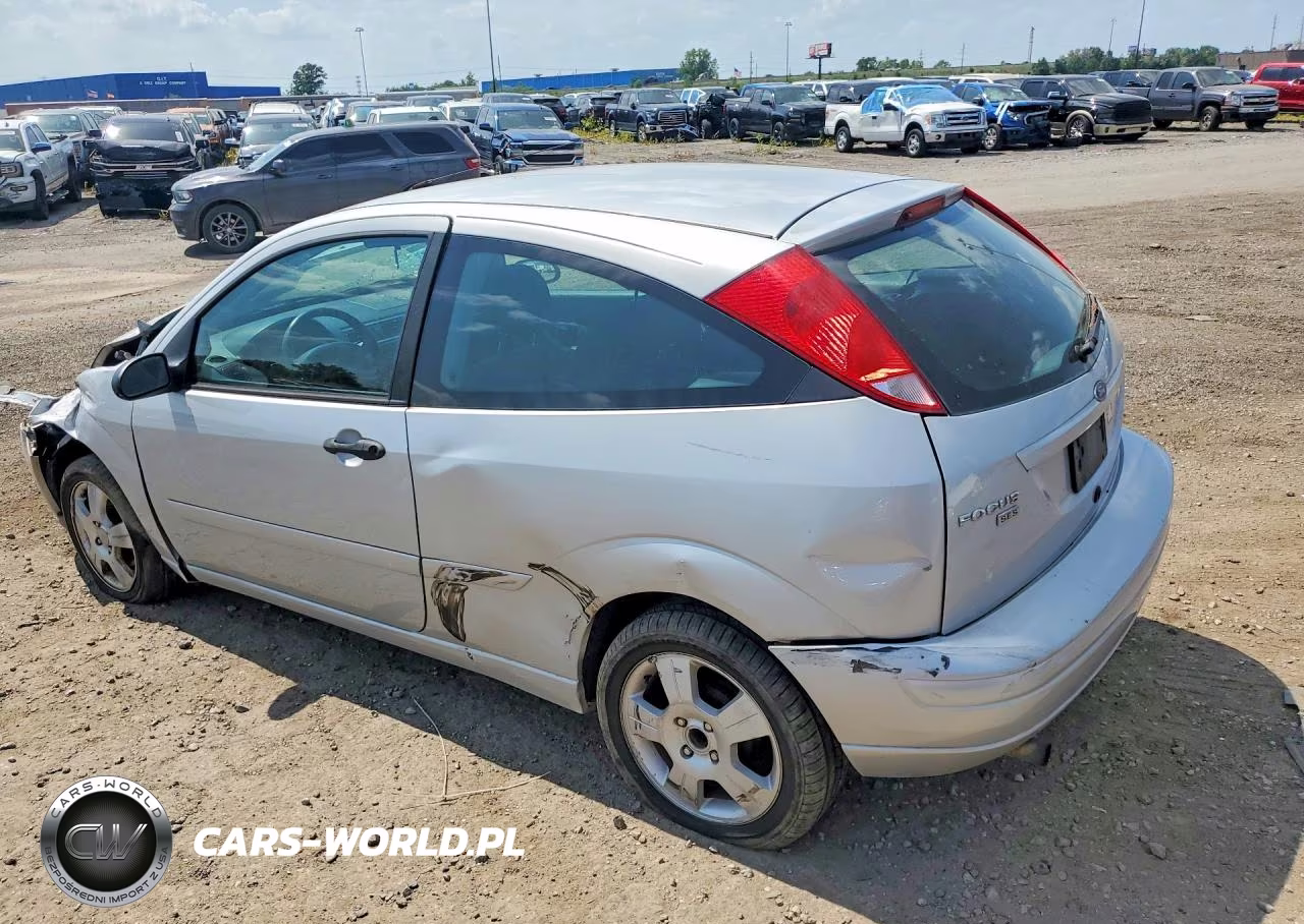 2005 Ford Focus Zx3 VIN:3FAFP31N85R136696 - 2