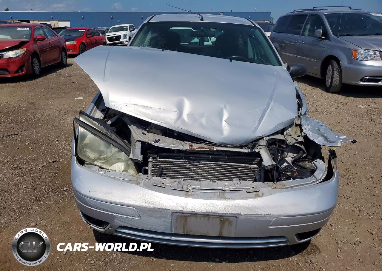 2005 Ford Focus Zx3 VIN:3FAFP31N85R136696 - 5