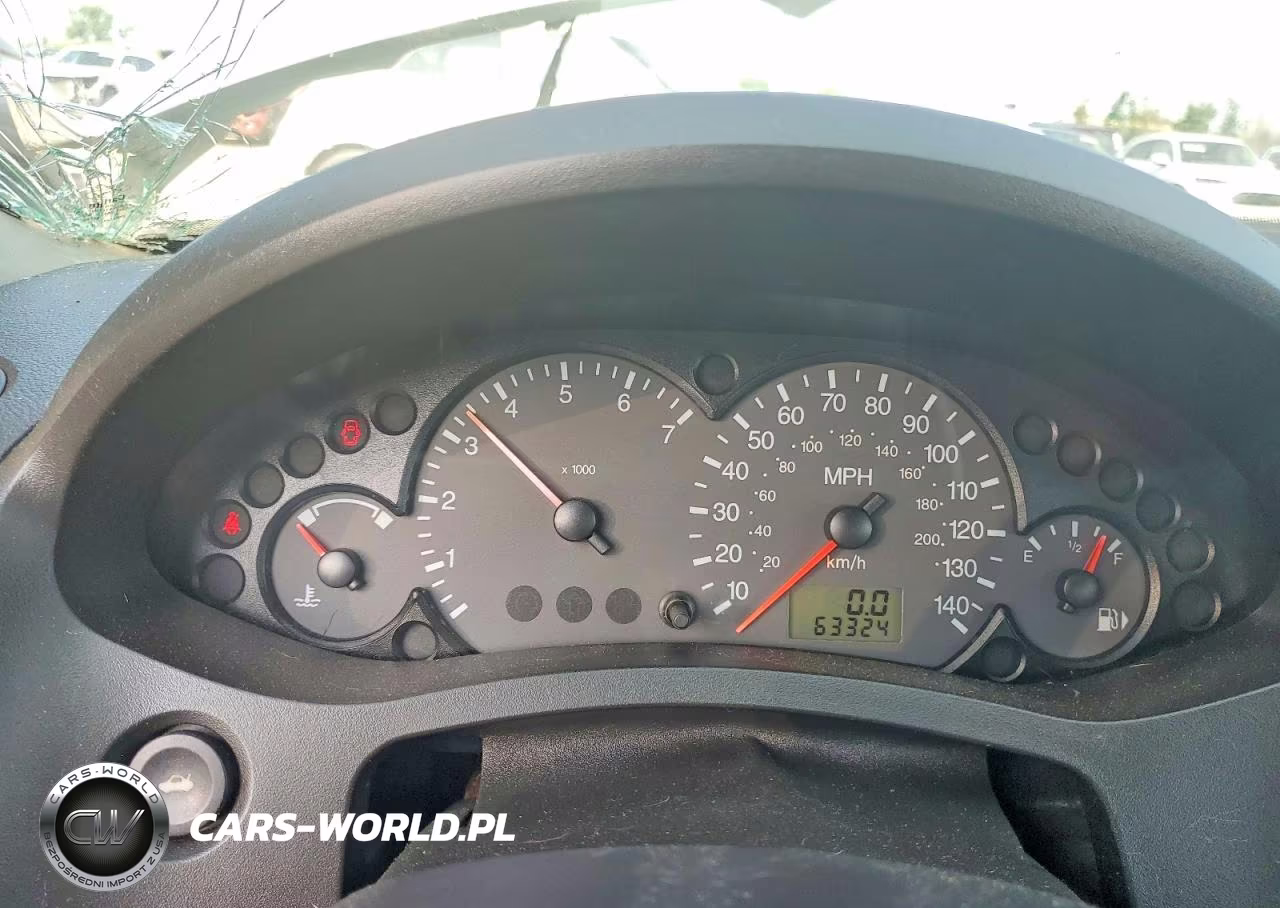 2005 Ford Focus Zx3 VIN:3FAFP31N85R136696 - 9