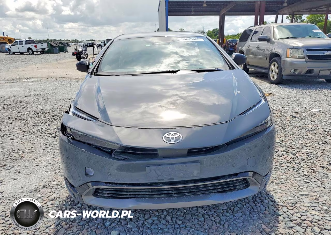 2024 Toyota Prius Xle VIN:JTDACAAU4R3035669 - 5