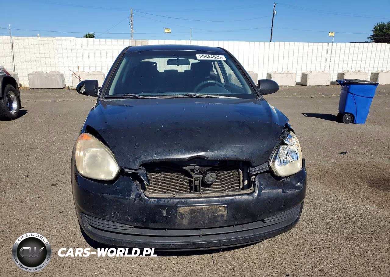2008 Hyundai Accent Gs VIN:KMHCM36C58U086054 - 5