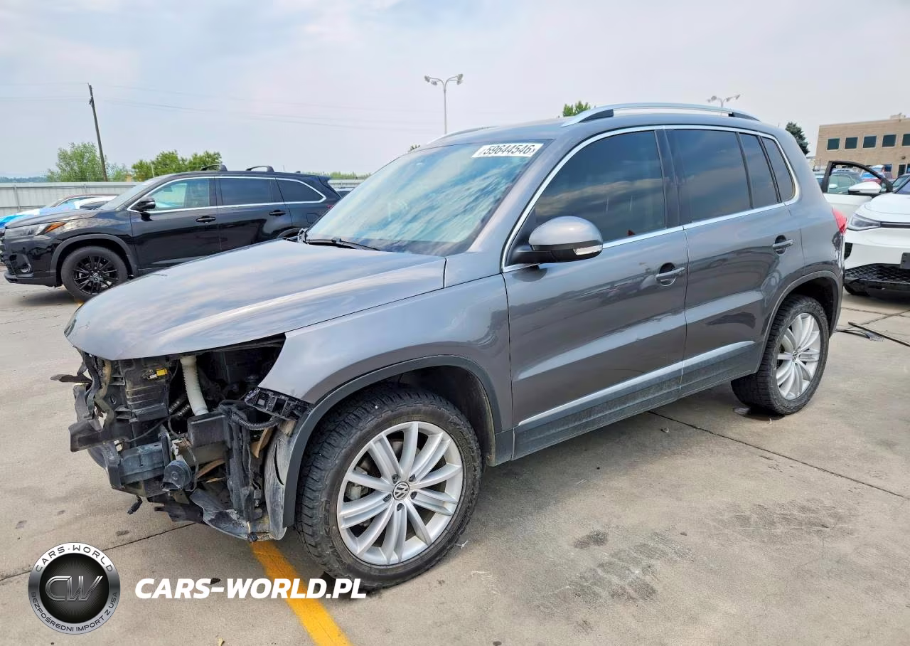 2016 Volkswagen Tiguan S-Se-Sel-R-Line
