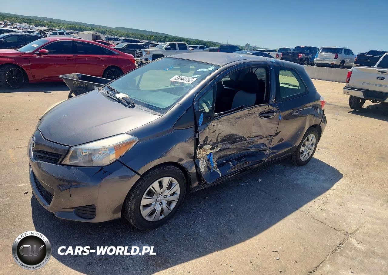 2013 Toyota Yaris 3-Door L