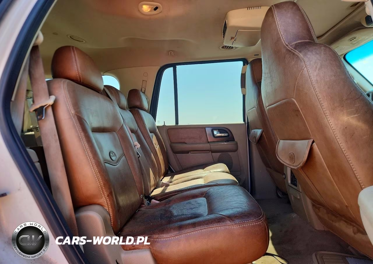 2005 Ford Expedition King Ranch VIN:1FMFU17545LA98005 - 11