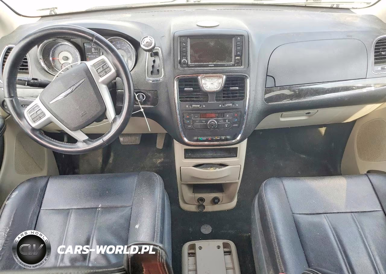 2015 Chrysler Town & Country Touring VIN:2C4RC1BG8FR582832 - 8