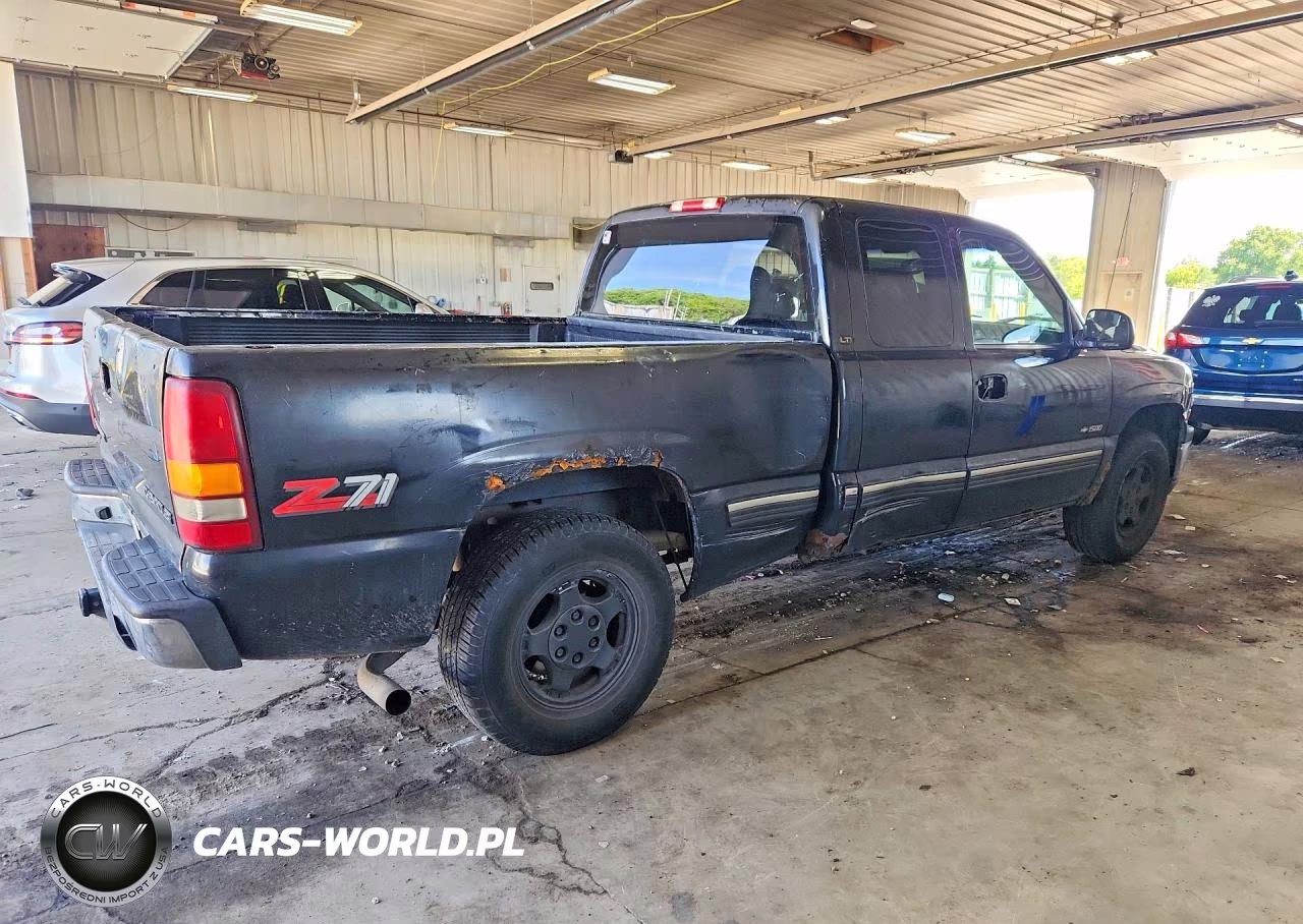 1999 Chevrolet Silverado K1500 VIN:2GCEK19T9X1205334 - 3