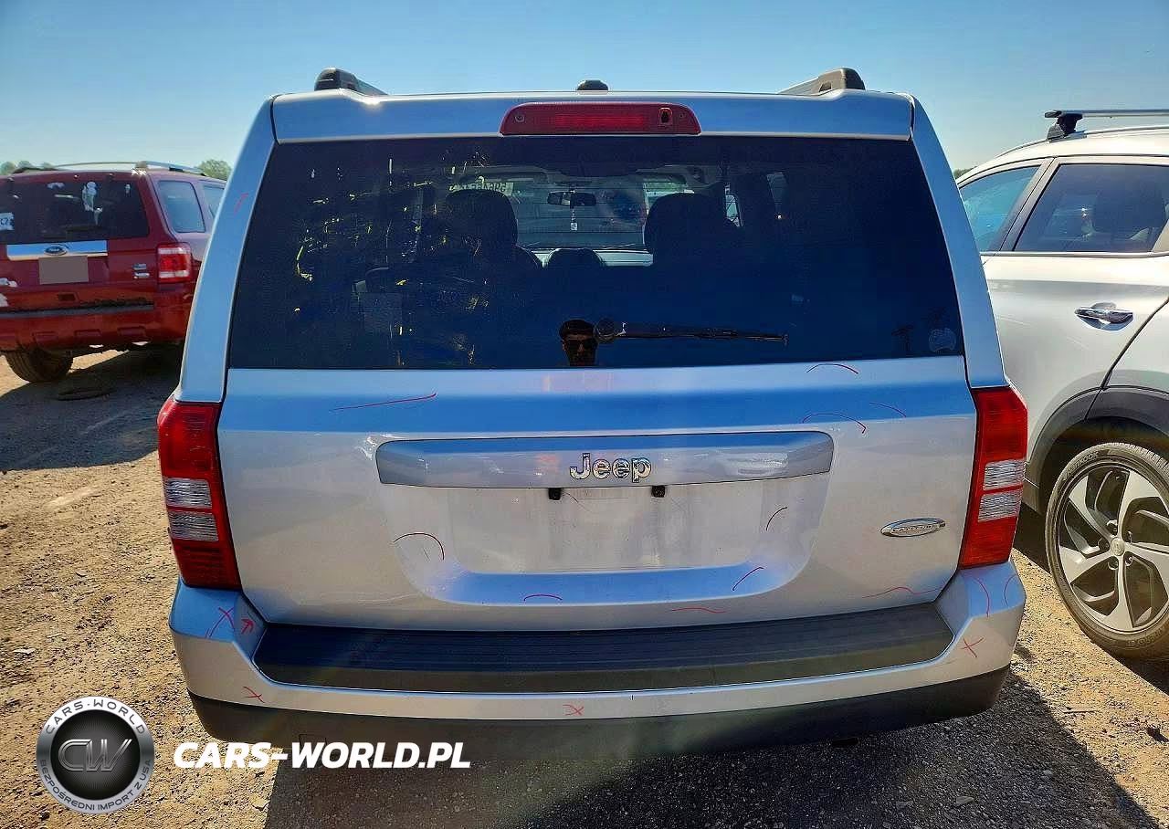 2012 Jeep Patriot Latitude VIN:1C4NJPFA2CD639831 - 6