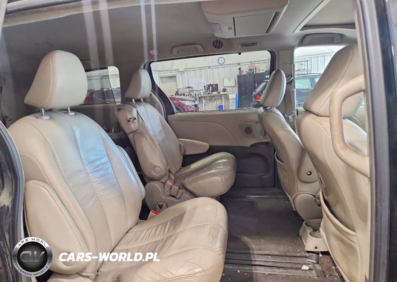 2011 Toyota Sienna Xle 8-Passenger VIN:5TDYK3DCXBS055820 - 11