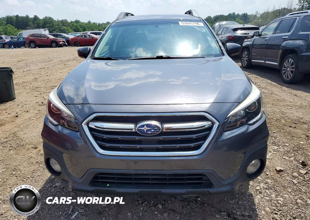 2018 Subaru Outback 2.5I Premium VIN:4S4BSACC6J3311992 - 5