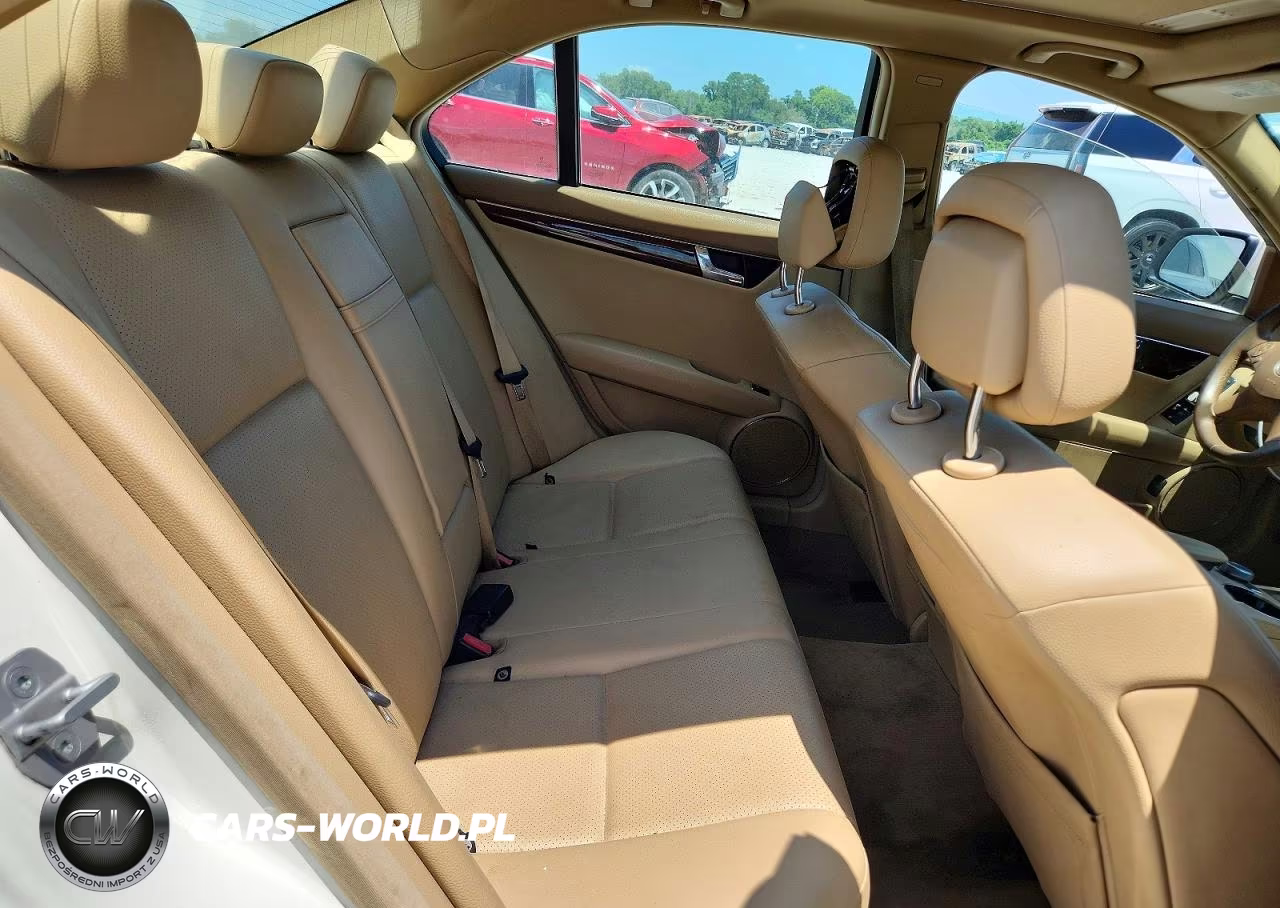 2008 Mercedes-Benz C 300 4Matic VIN:WDDGF81X08F112061 - 10