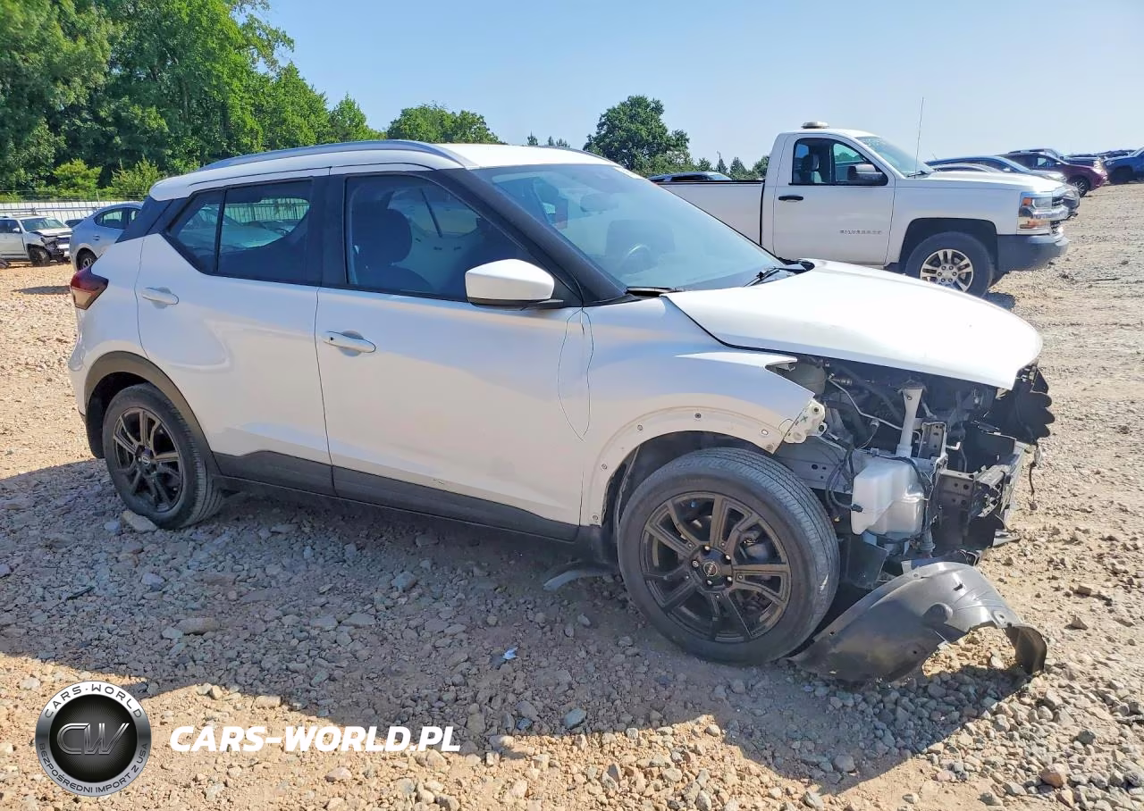 2023 Nissan Kicks Sv VIN:3N1CP5CV2PL520097 - 4