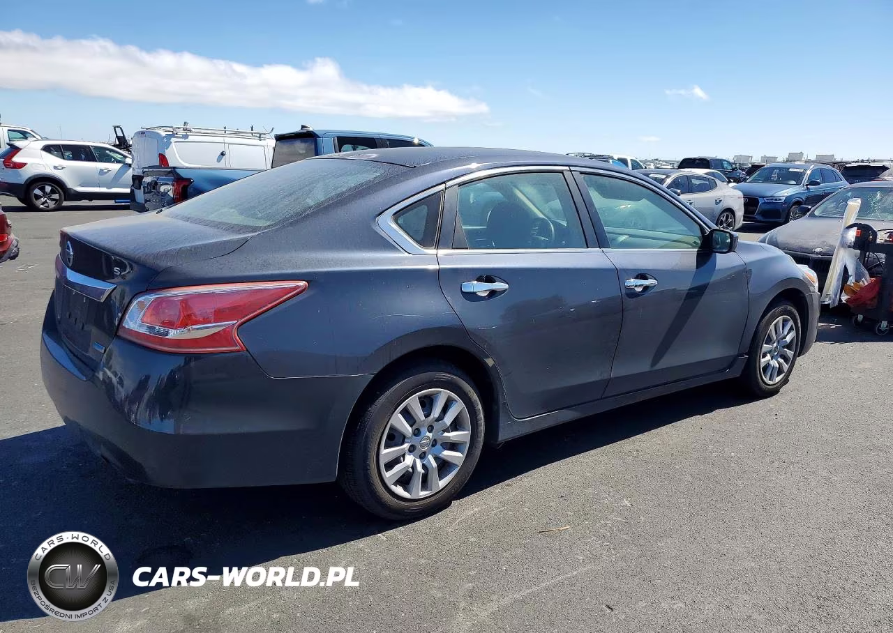 2013 Nissan Altima 2.5 VIN:1N4AL3AP4DC160420 - 3