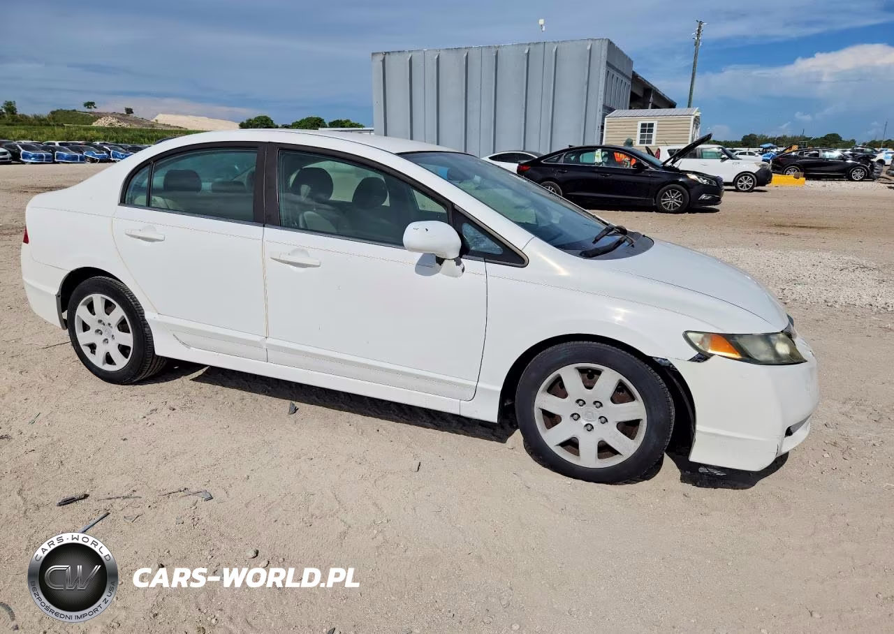 2009 Honda Civic Lx VIN:2HGFA16509H361500 - 4