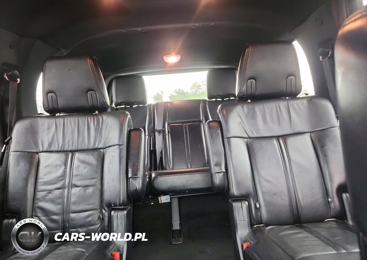 2016 Lincoln Navigator Select VIN:5LMJJ2JT8GEL12322 - 10