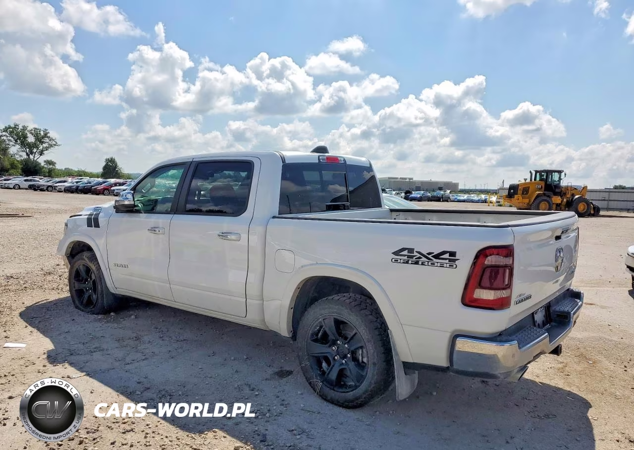 2020 Ram 1500 Laramie VIN:1C6SRFJT7LN120984 - 2