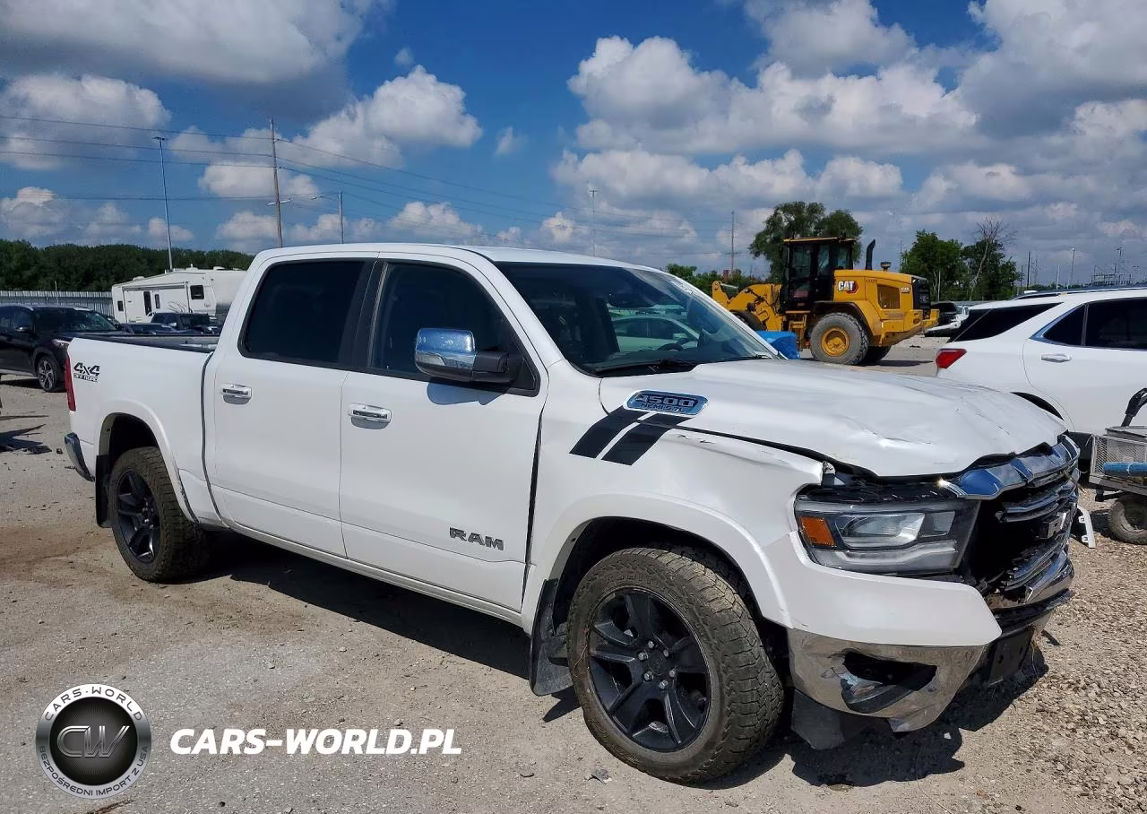 2020 Ram 1500 Laramie VIN:1C6SRFJT7LN120984 - 4