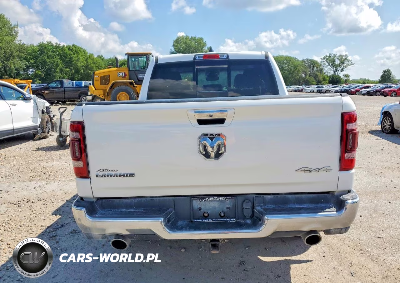 2020 Ram 1500 Laramie VIN:1C6SRFJT7LN120984 - 6