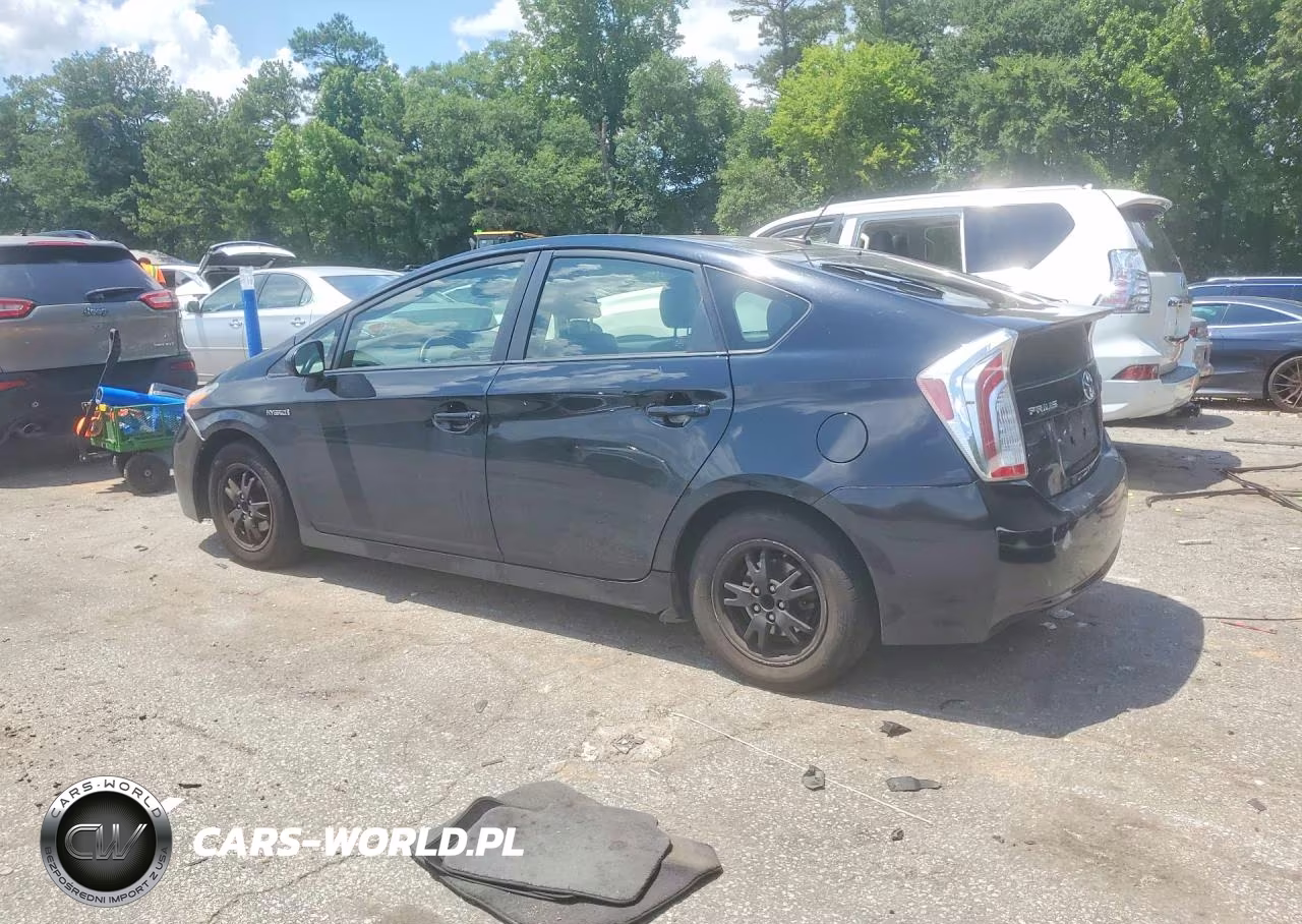 2015 Toyota Prius Four VIN:JTDKN3DU1F1912082 - 2