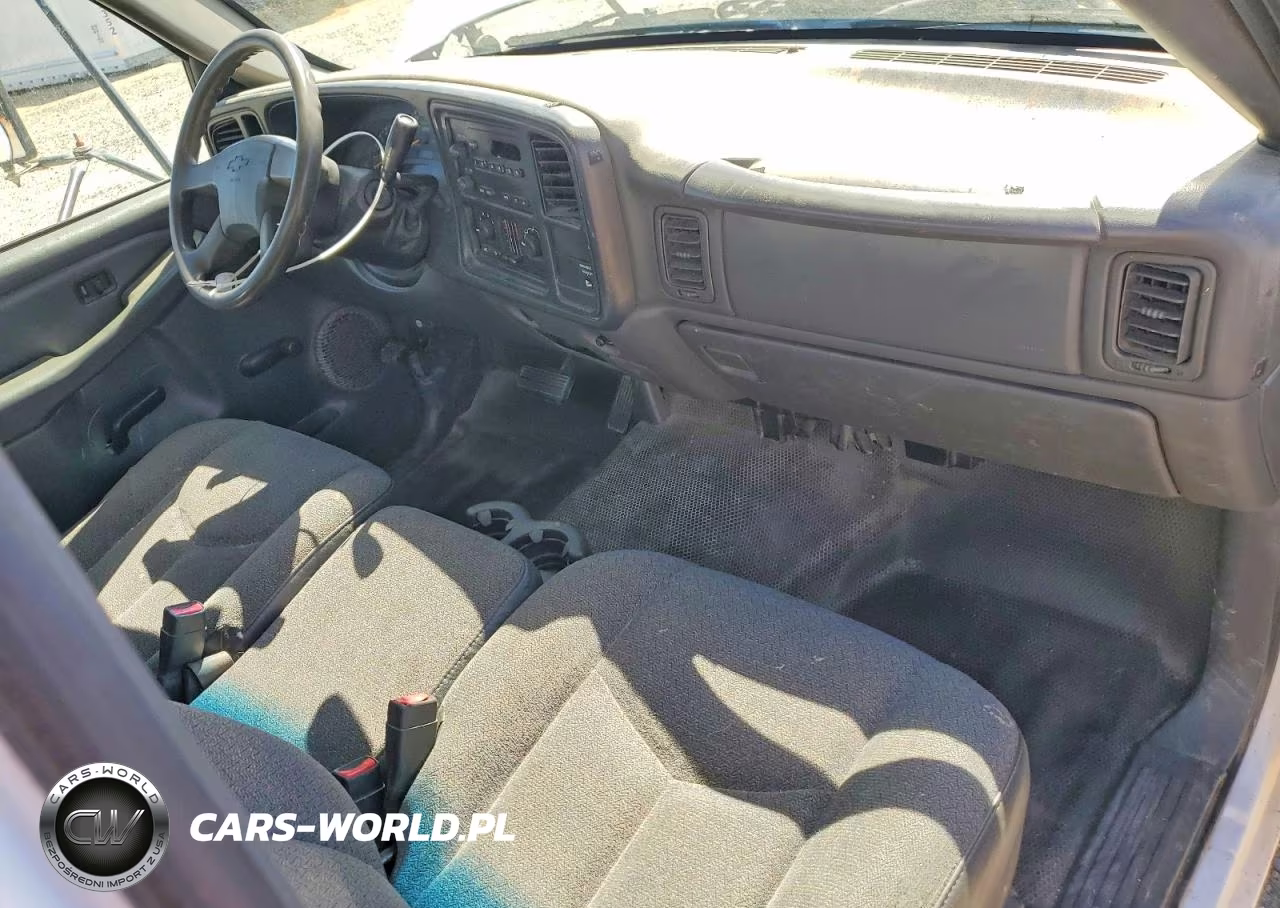 2004 Chevrolet Silverado C3500 VIN:1GBJC34UX4E304038 - 8