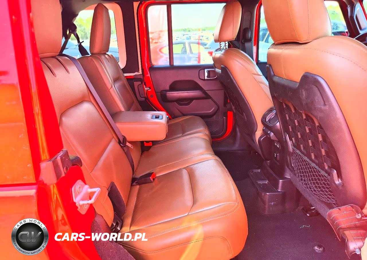 2020 Jeep Wrangler Unlimited Rubicon 4X4 VIN:1C4HJXFNXLW106615 - 10