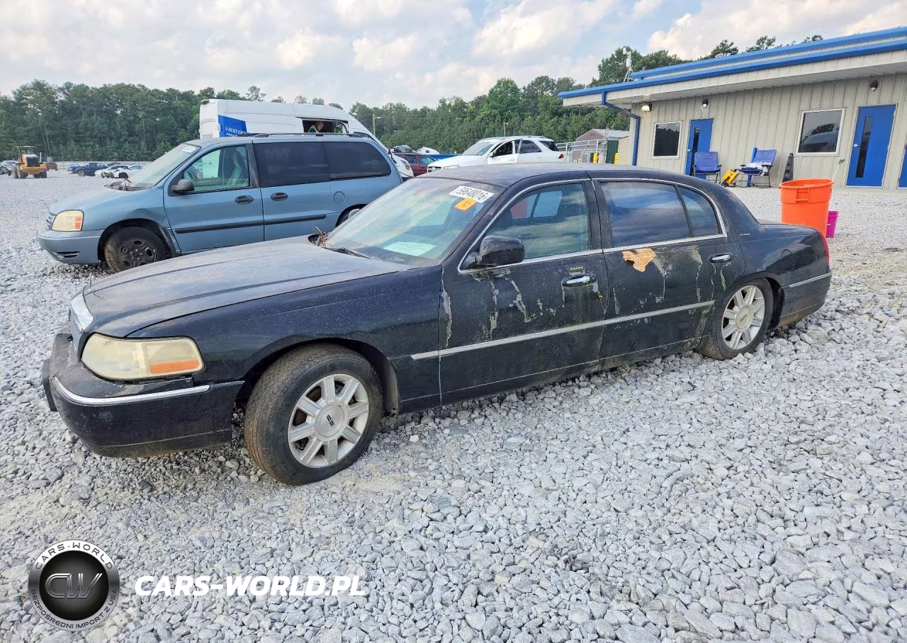 2008 Lincoln Town Car – zdjęcie 1 z 12