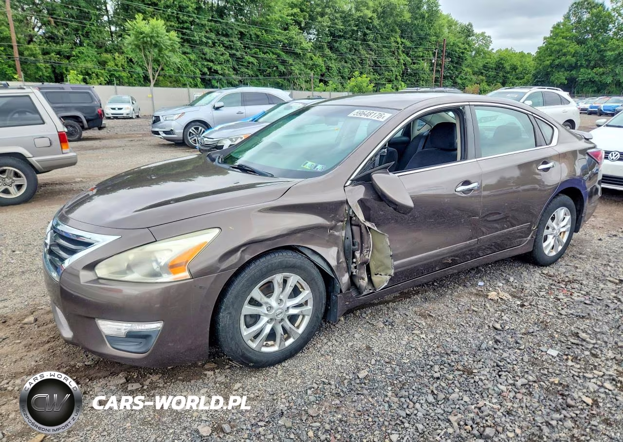2015 Nissan Altima 2.5 S – zdjęcie 1 z 12