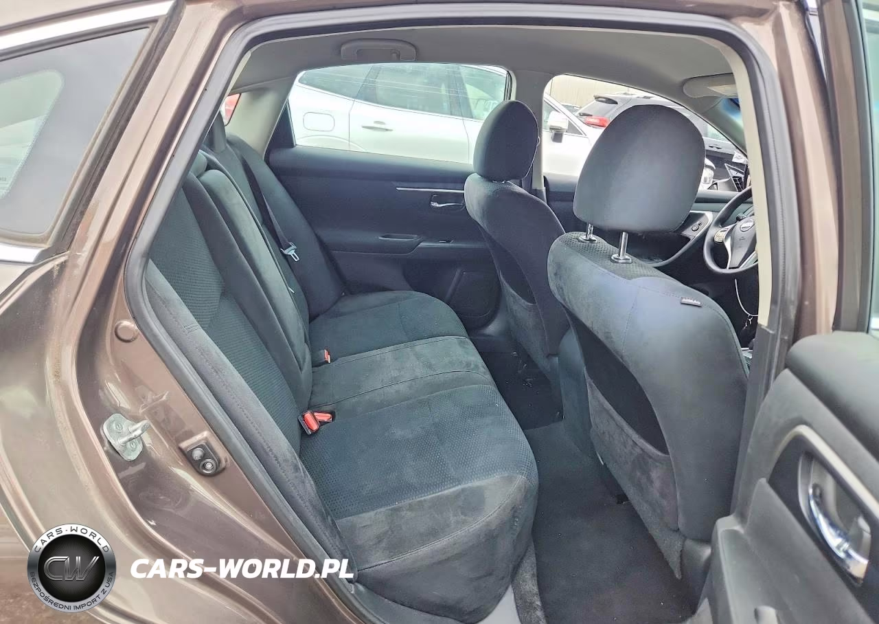 2015 Nissan Altima 2.5 S VIN:1N4AL3AP7FC103731 - 10