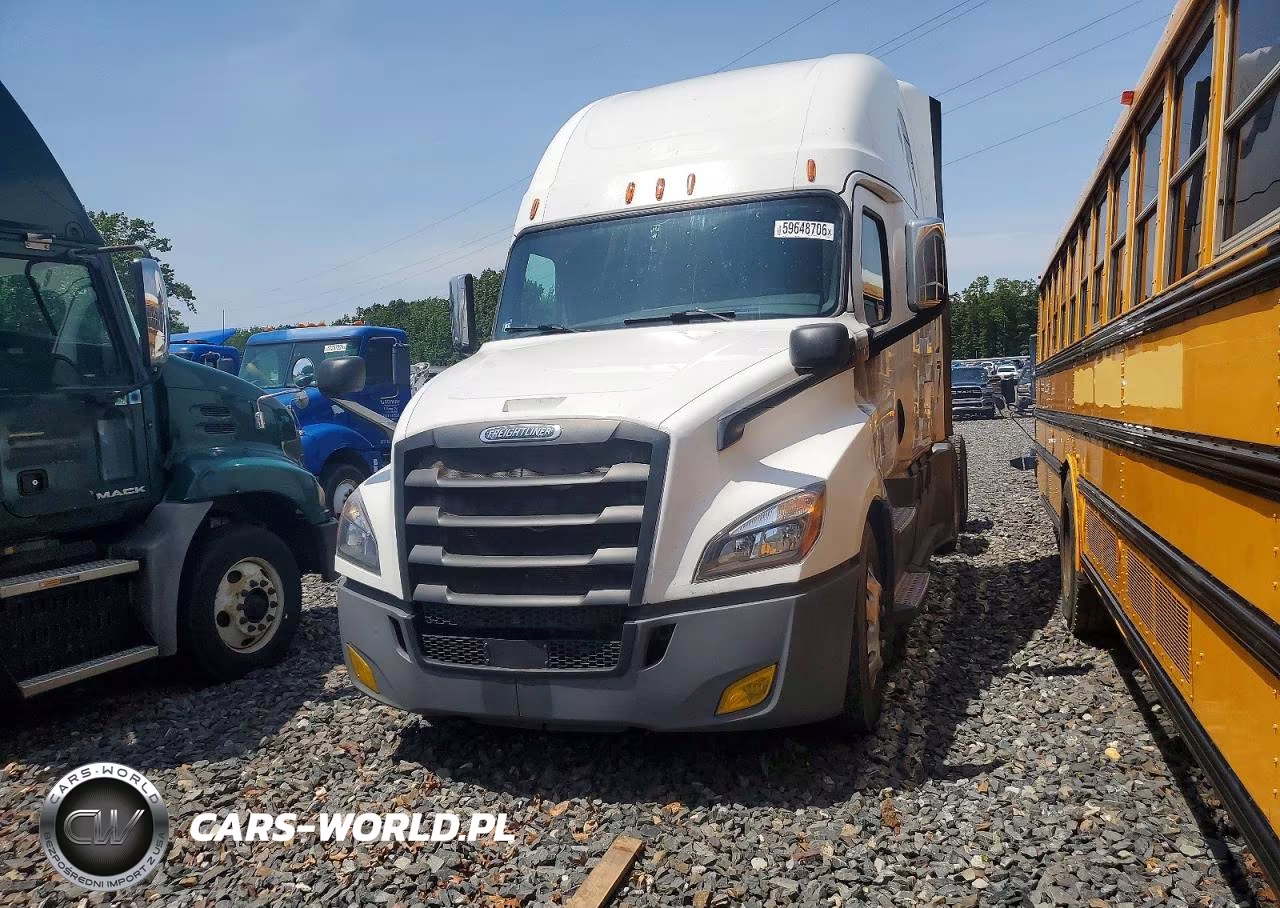 2018 Freightliner Cascadia 126 Semi Truck VIN:3AKJHHDR8JSHR1320 - 2