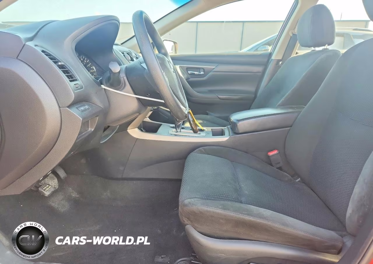 2015 Nissan Altima 2.5 S VIN:1N4AL3AP5FC260450 - 7