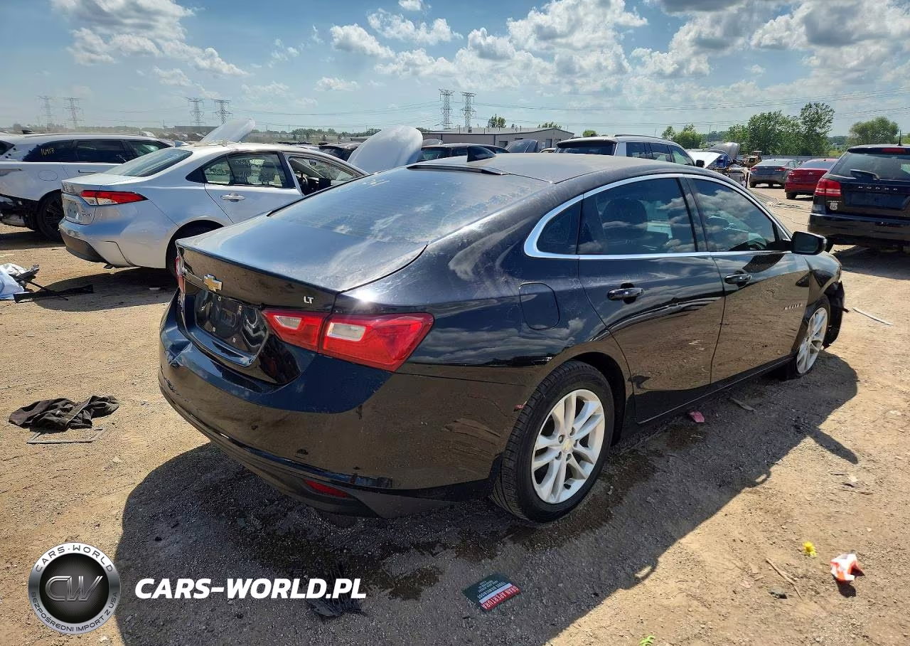 2017 Chevrolet Malibu Lt VIN:1G1ZE5ST8HF140148 - 3