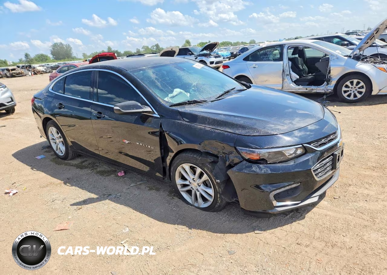 2017 Chevrolet Malibu Lt VIN:1G1ZE5ST8HF140148 - 4