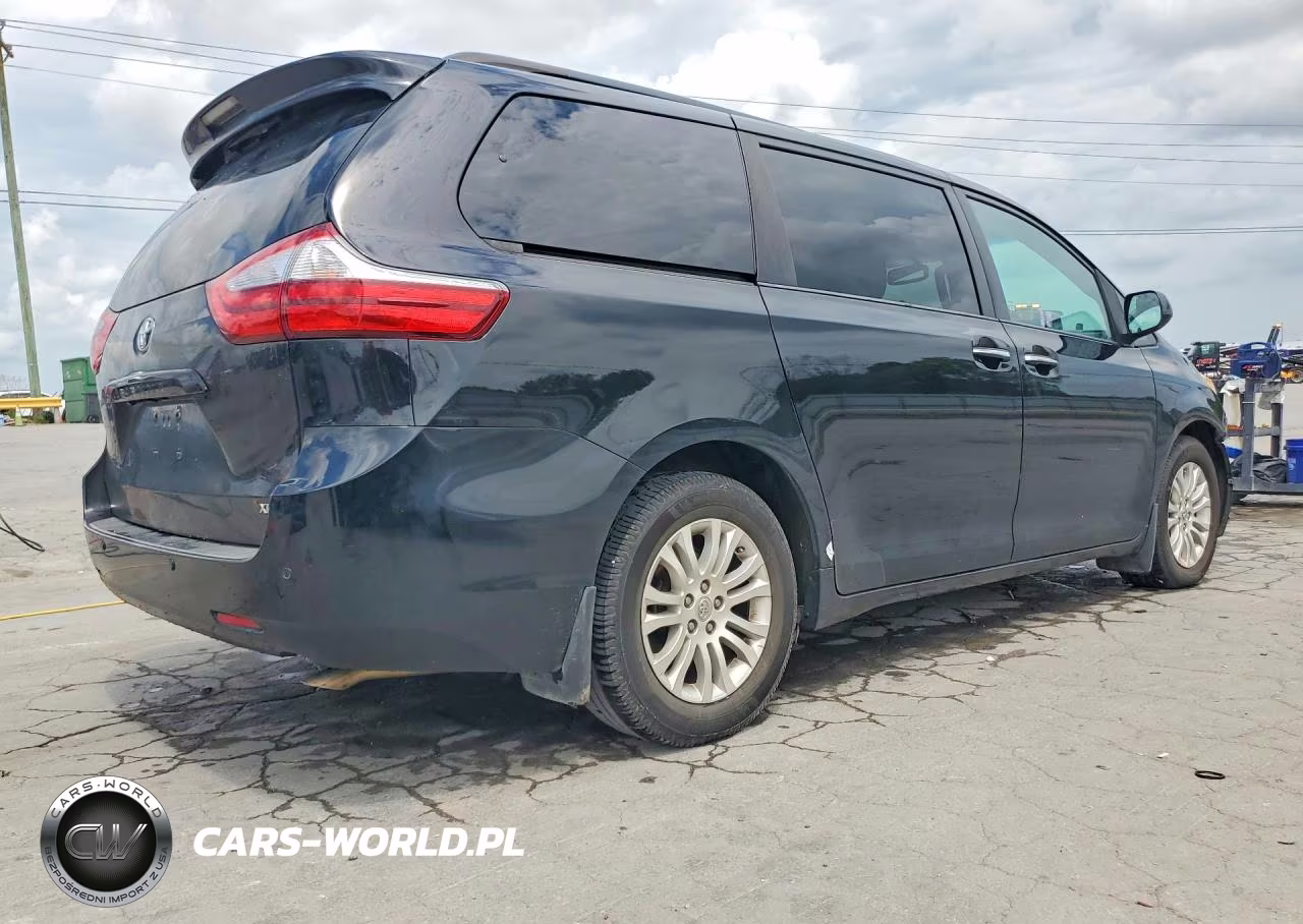 2016 Toyota Sienna Xle 8-Passenger VIN:5TDYK3DC8GS696911 - 3