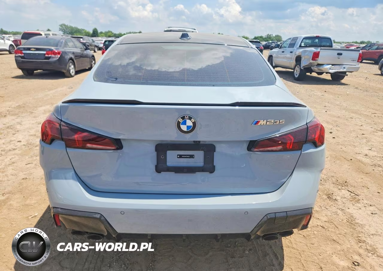 2026 BMW M235Xi VIN:WBA33GG09T7U01252 - 6