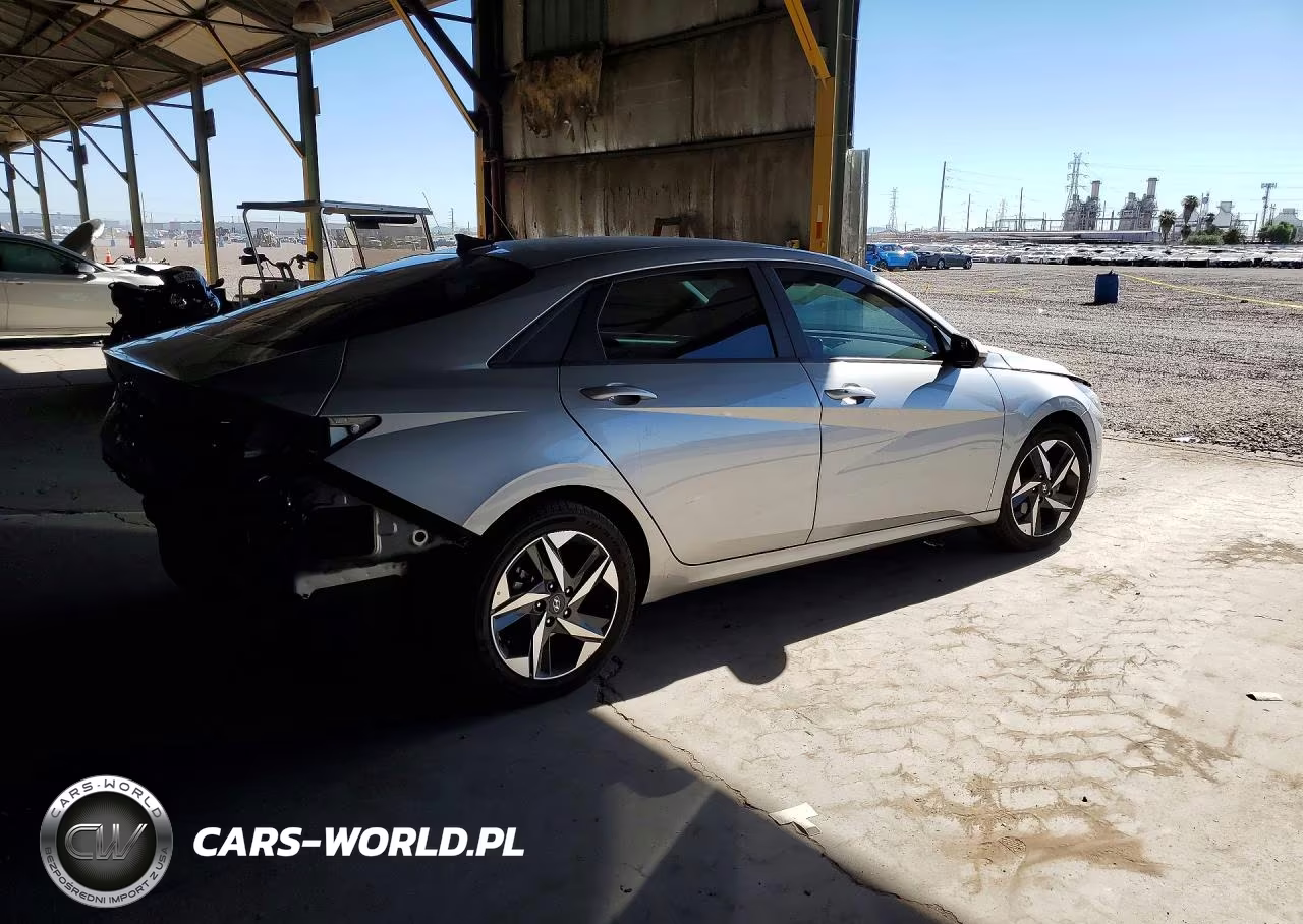 2023 Hyundai Elantra Sel VIN:5NPLS4AG0PH107511 - 3
